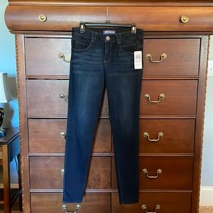 DEMOCRACY Skinny Jeans Dark Wash. Denim, Fitted Stretch Jean